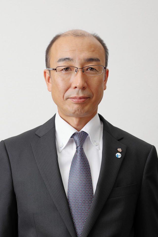 専任幹事 成田 康文