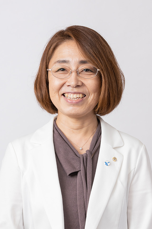 専任幹事 仁平 覚子