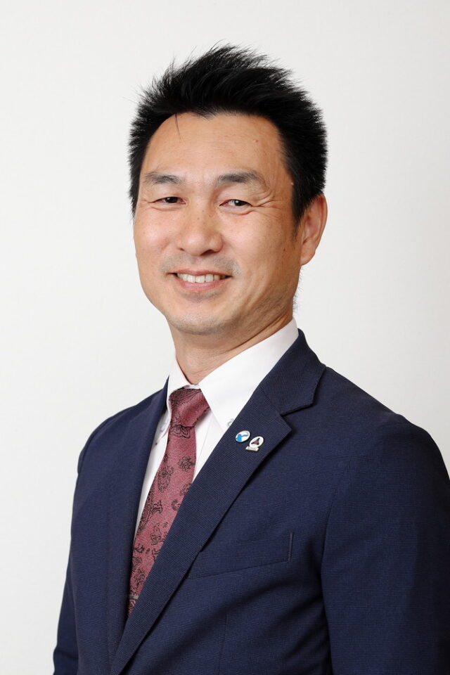会長 東海林 薫